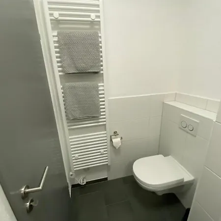 Frieda Mit Ueberdachtem Balkon 아파트